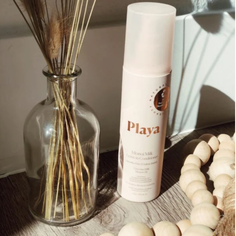 Playa moñoi milk leave in conditioner